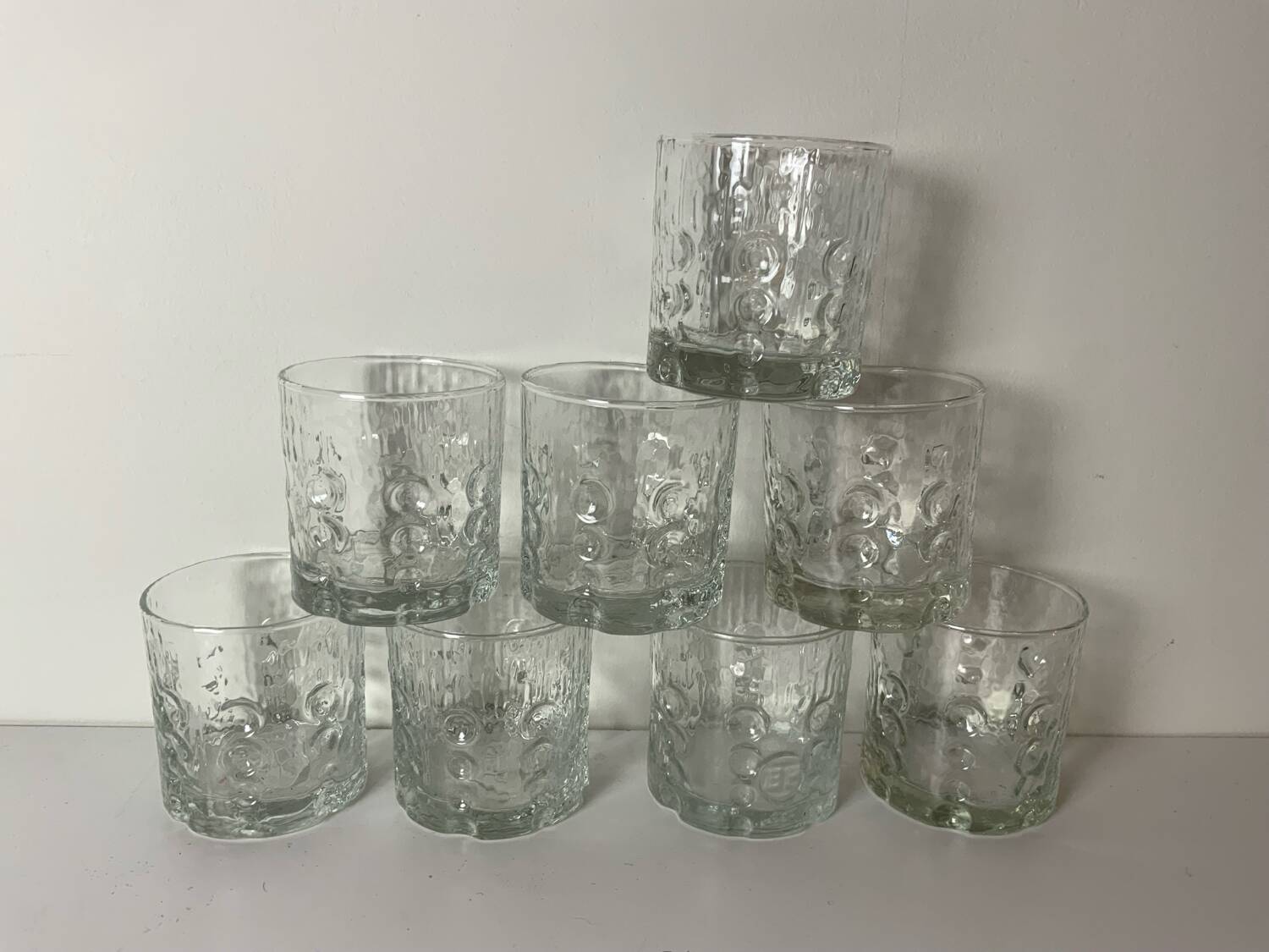 8 verres vintage