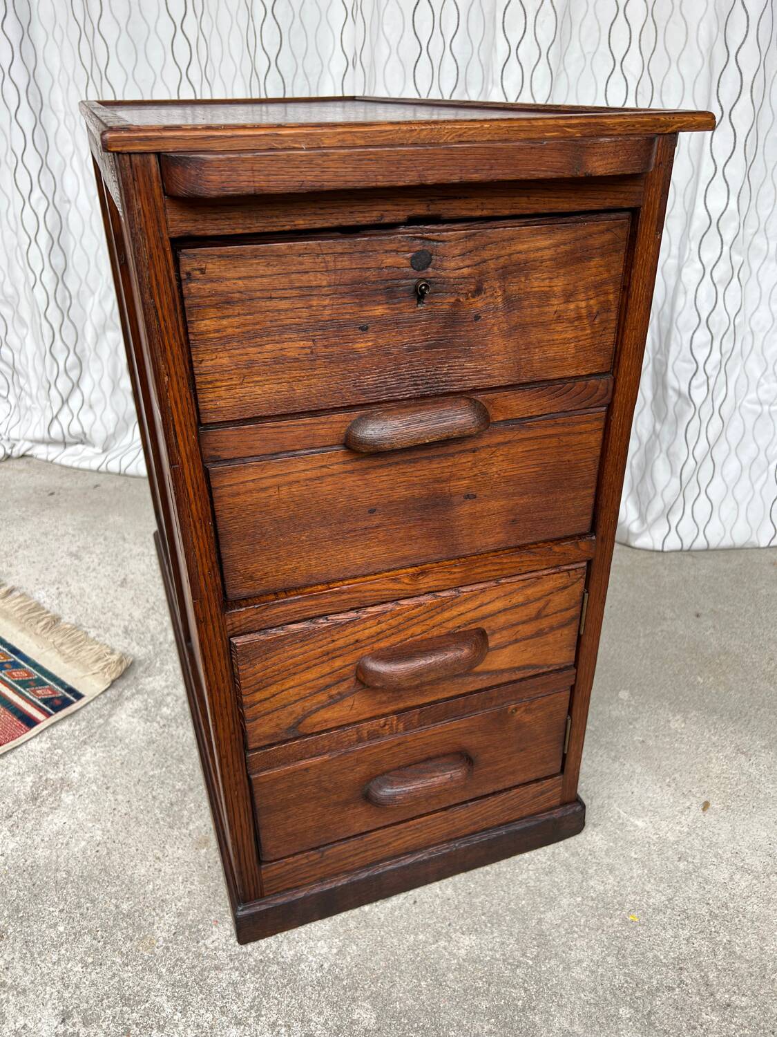 Ancien caisson de bureau en chêne, double face