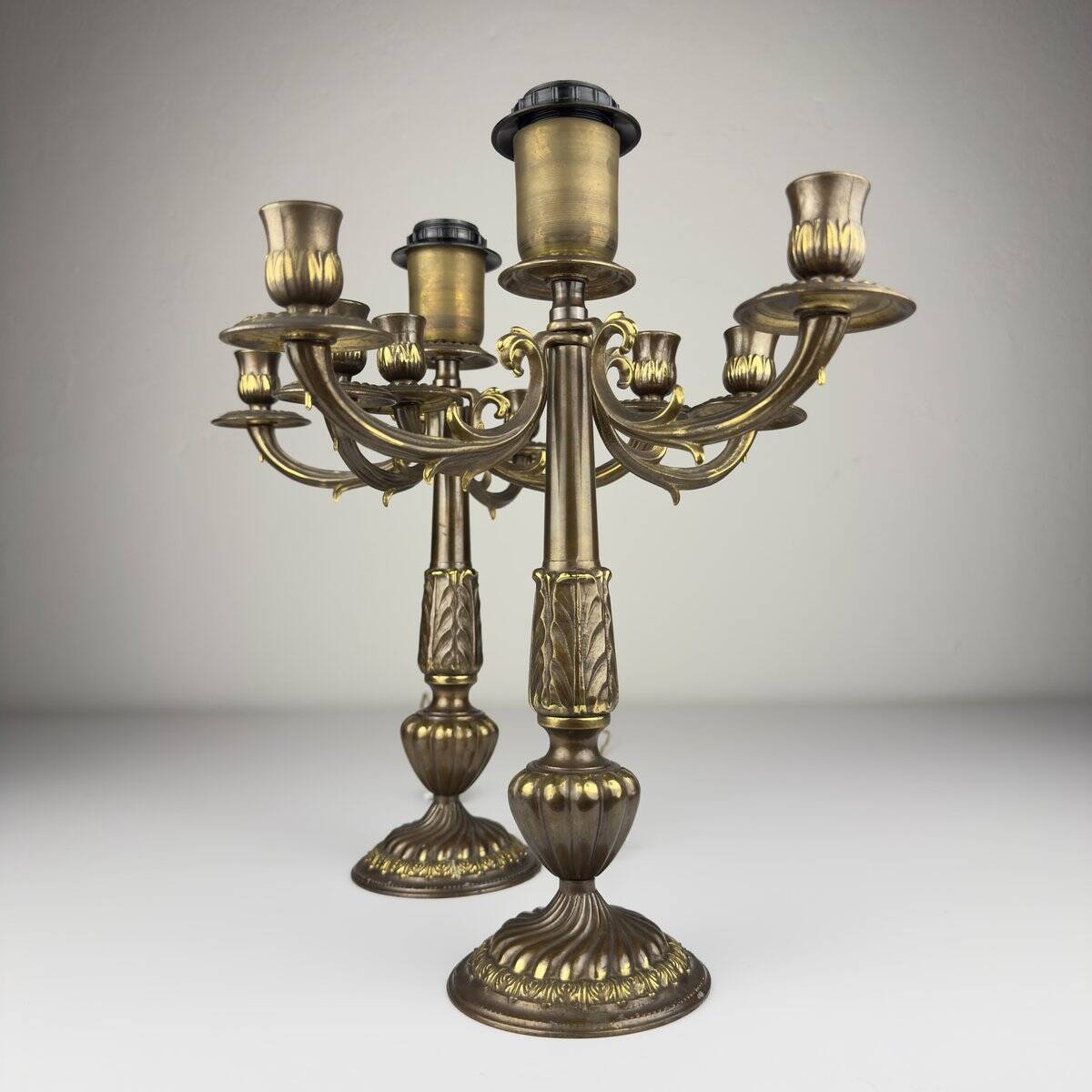 Vintage large table lamps in bronze, Italy, 1950s, set of 2