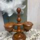 Saleron en bois pivotant ancien 