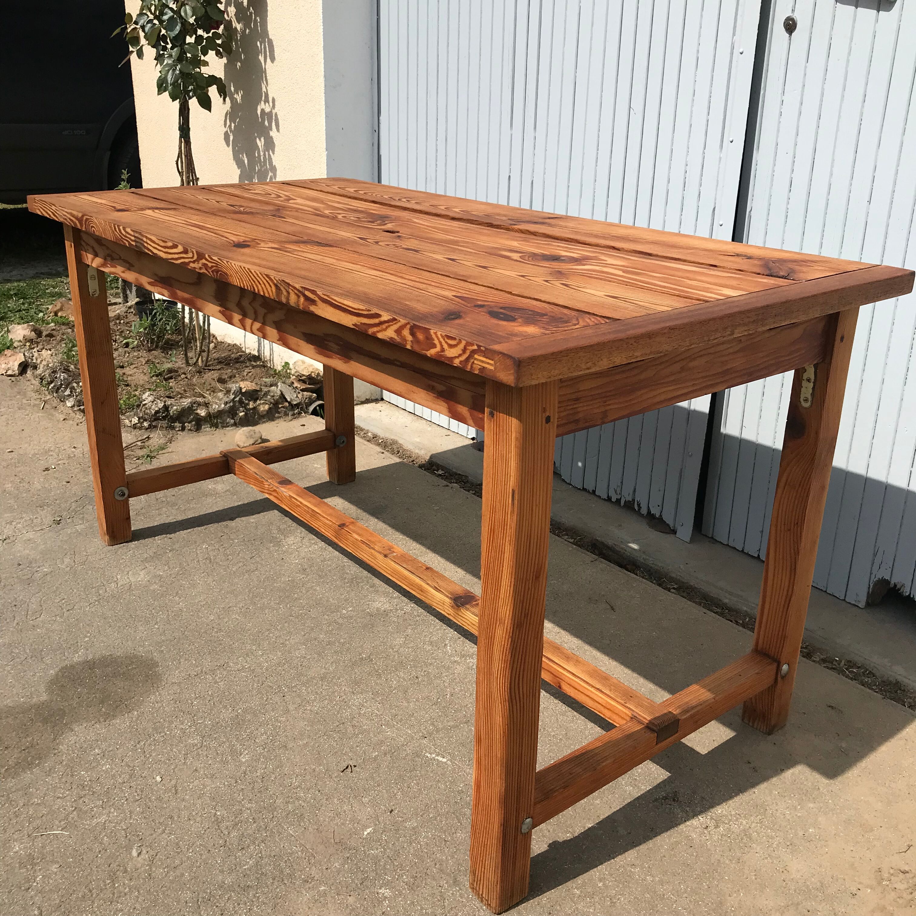 Pine garden table