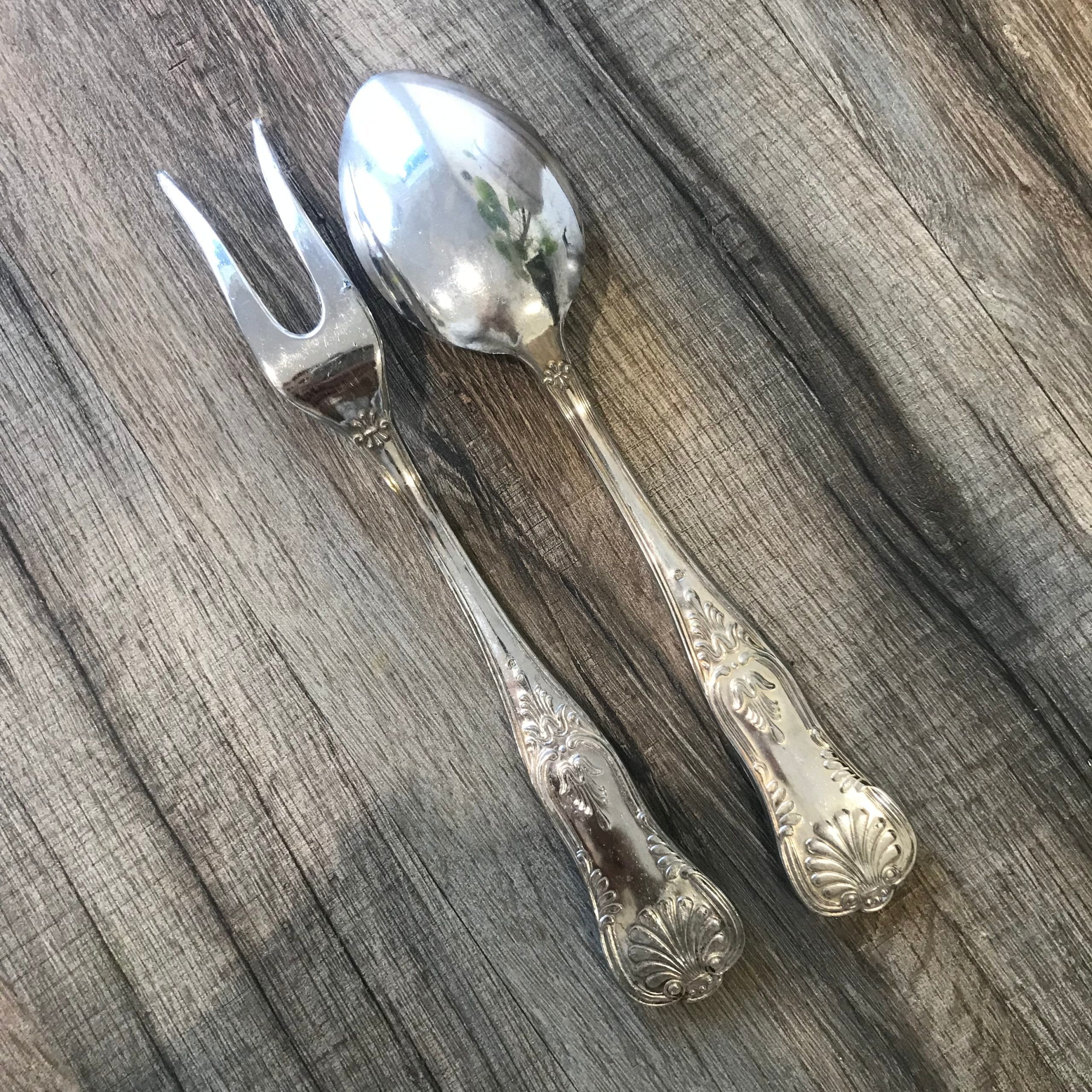 Pair of silver service cutlery