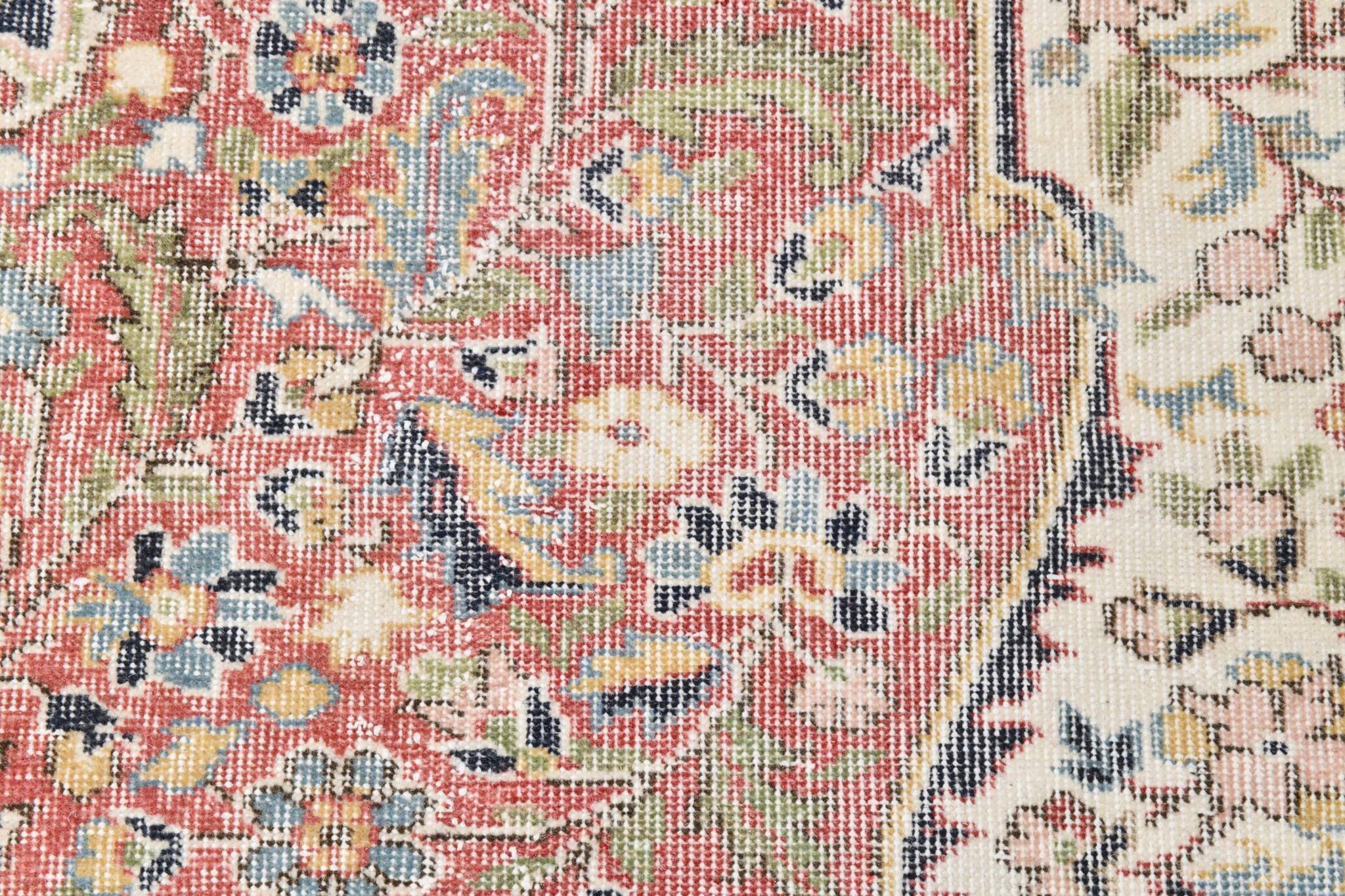 Tapis oriental persan rouge et bleu marine, 207 x 315 cm