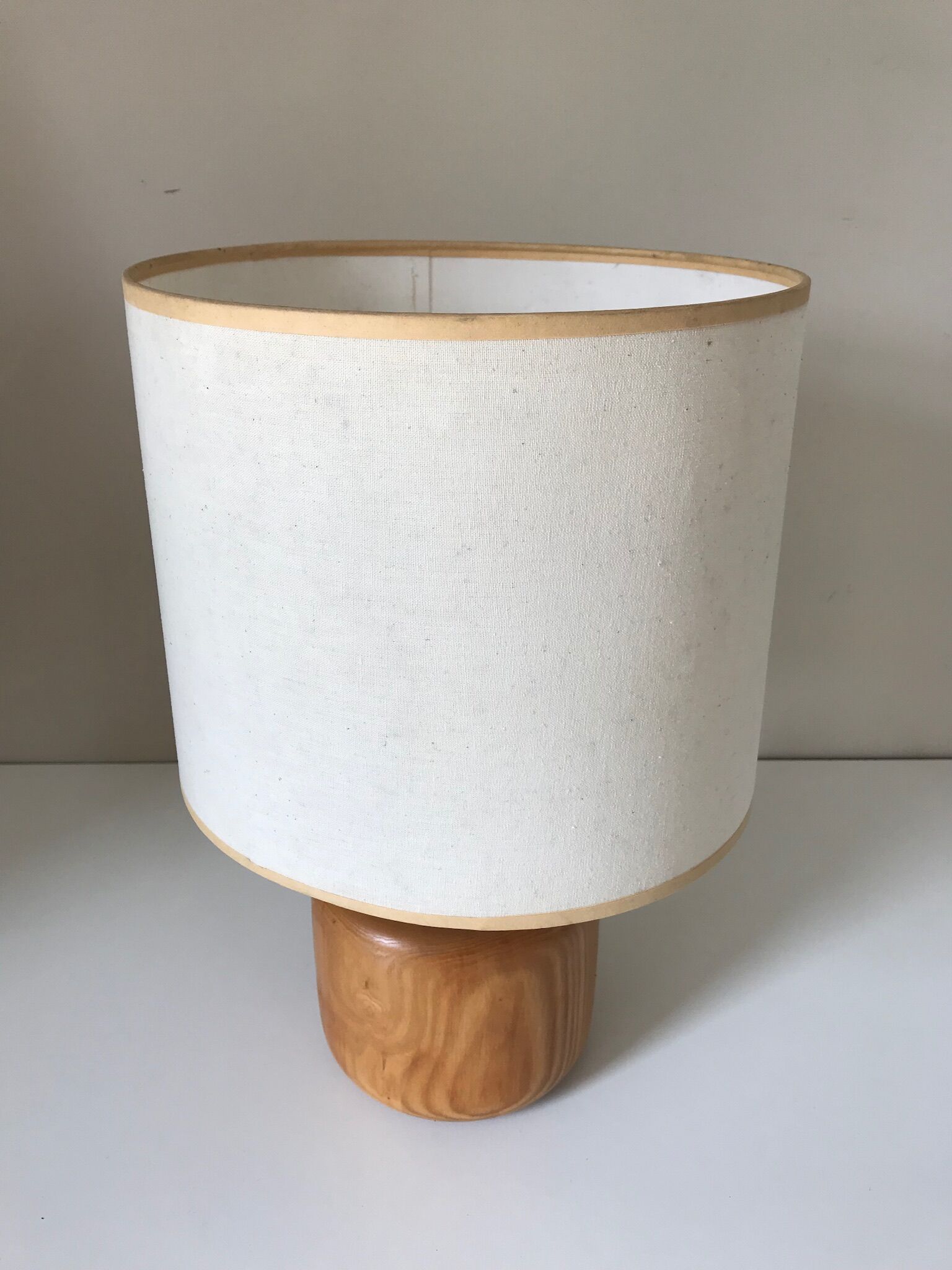 Vintage pine lamp - 70s