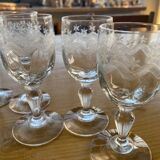 5 verres à pieds de porto gravés