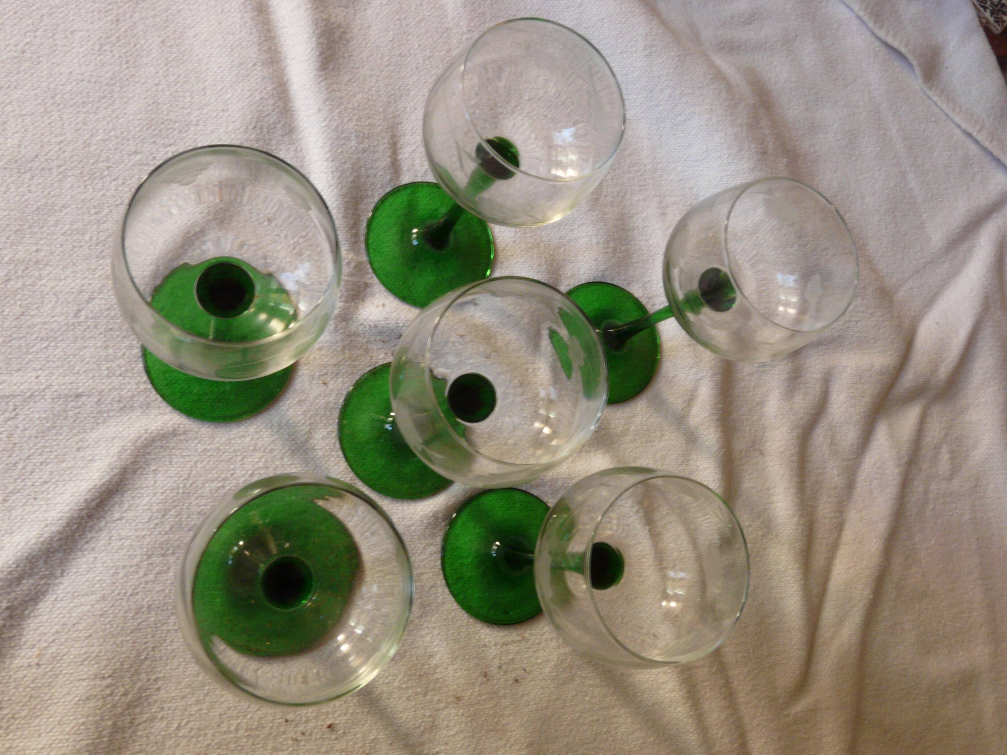 Set of 6 Alsace white wine glasses, new in their original box