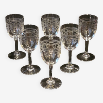 6 old Port stemmed glasses in engraved baccarat crystal