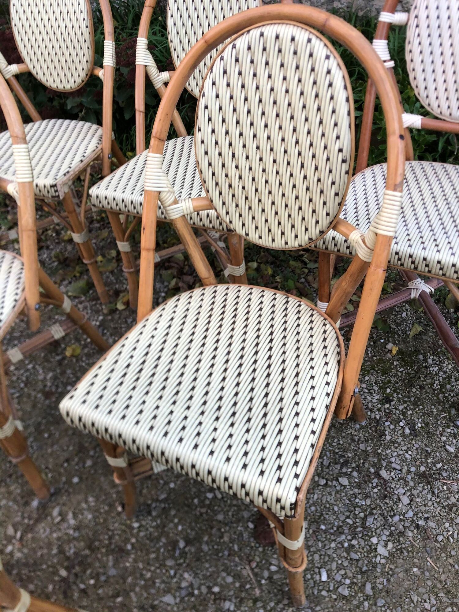 Set of 8 terrace chairs "bistro" in natural rattan beige braiding.