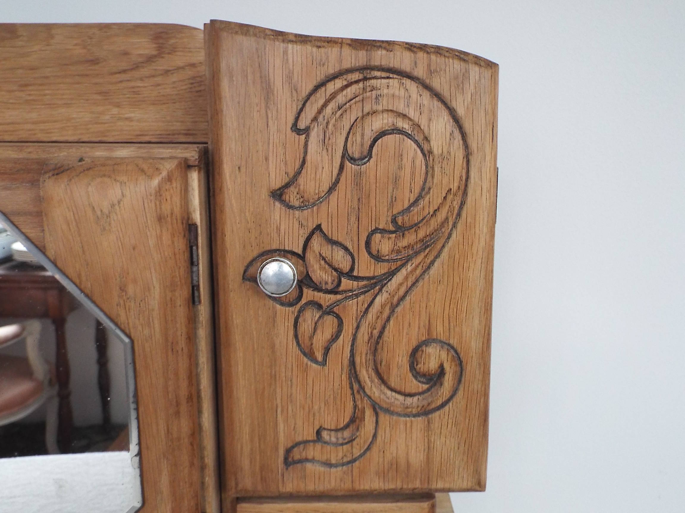 Medicine cabinet