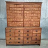 Armoire d'apothicaire de mercerie ancienne