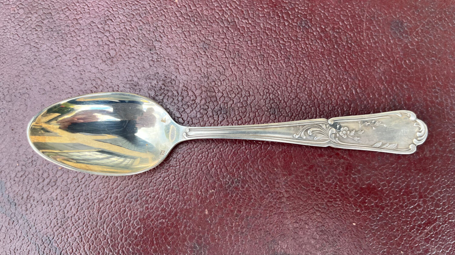 Set of 6 small silver metal teaspoons