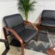 Salon design en cuir noir