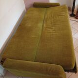 Vintage 60s green velvet sofa, 4-seater convertible.