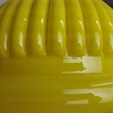 Lampe suspendue en verre nervuré jaune des années 1970