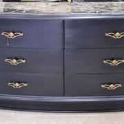 Commode époque Art Déco en bois laqué et mosaique de miroirs