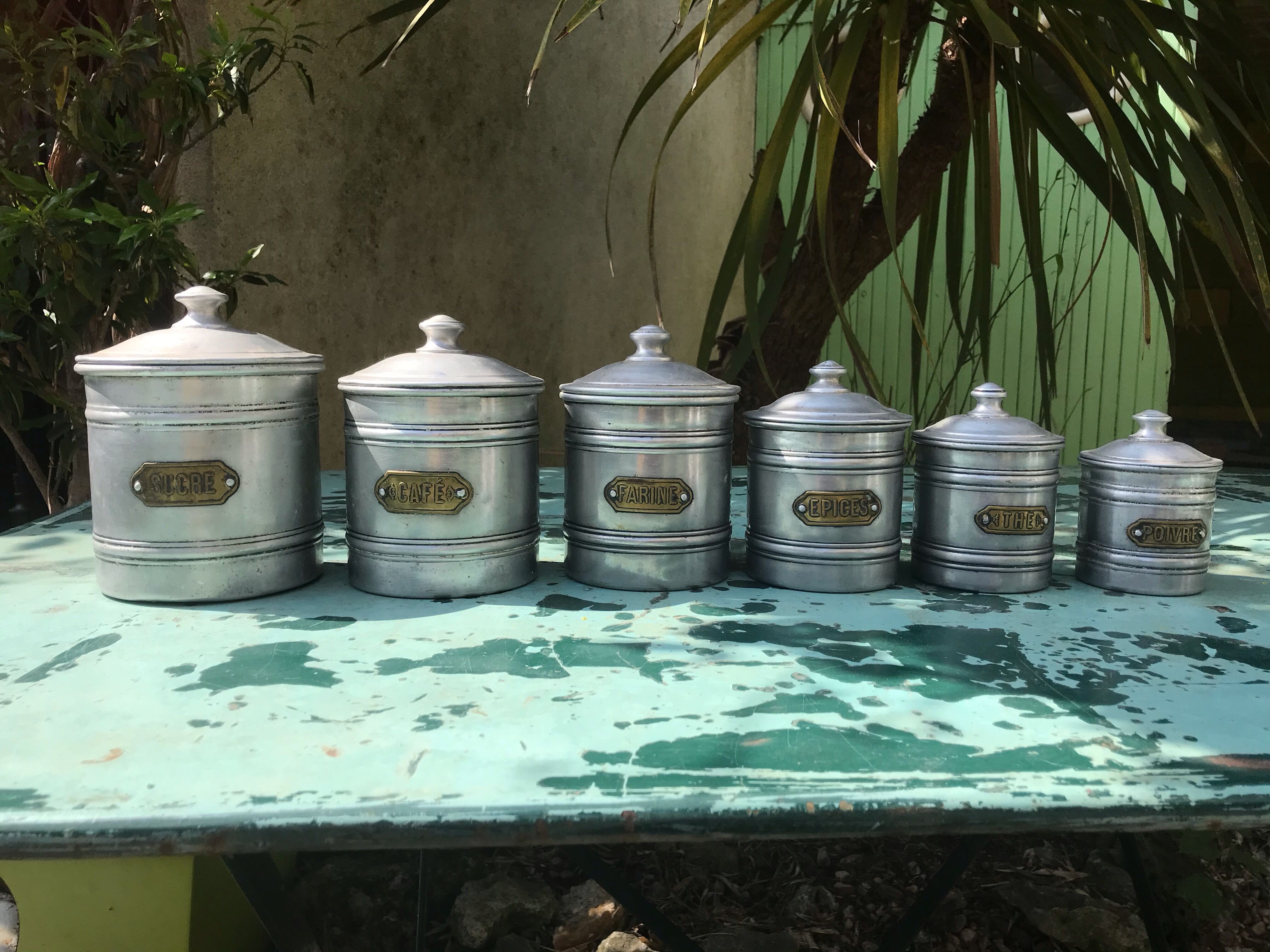 Series of 6 spice pots