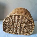 Wicker wall basket