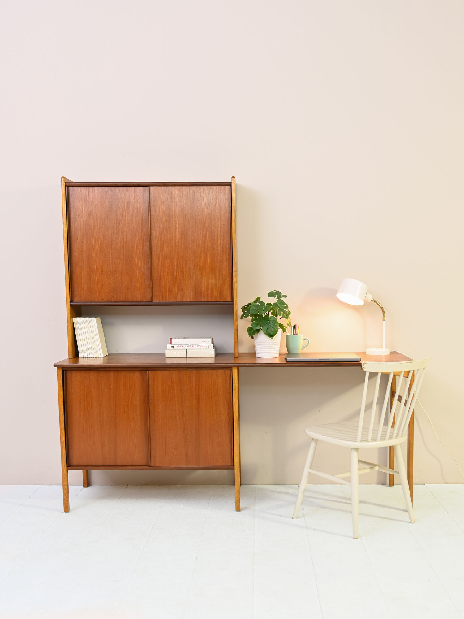 Scandinavian desk with bookcase and compartment with sliding doors