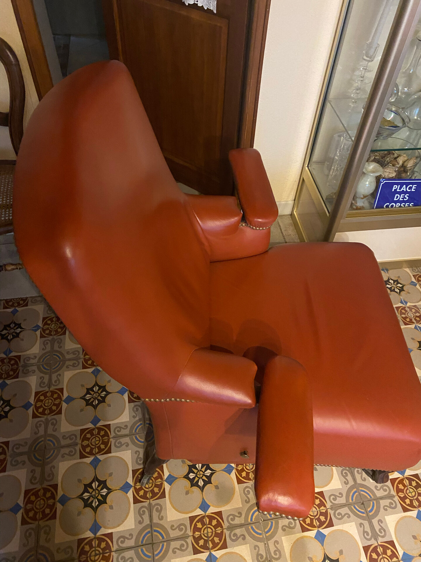 Reclining footrest chair