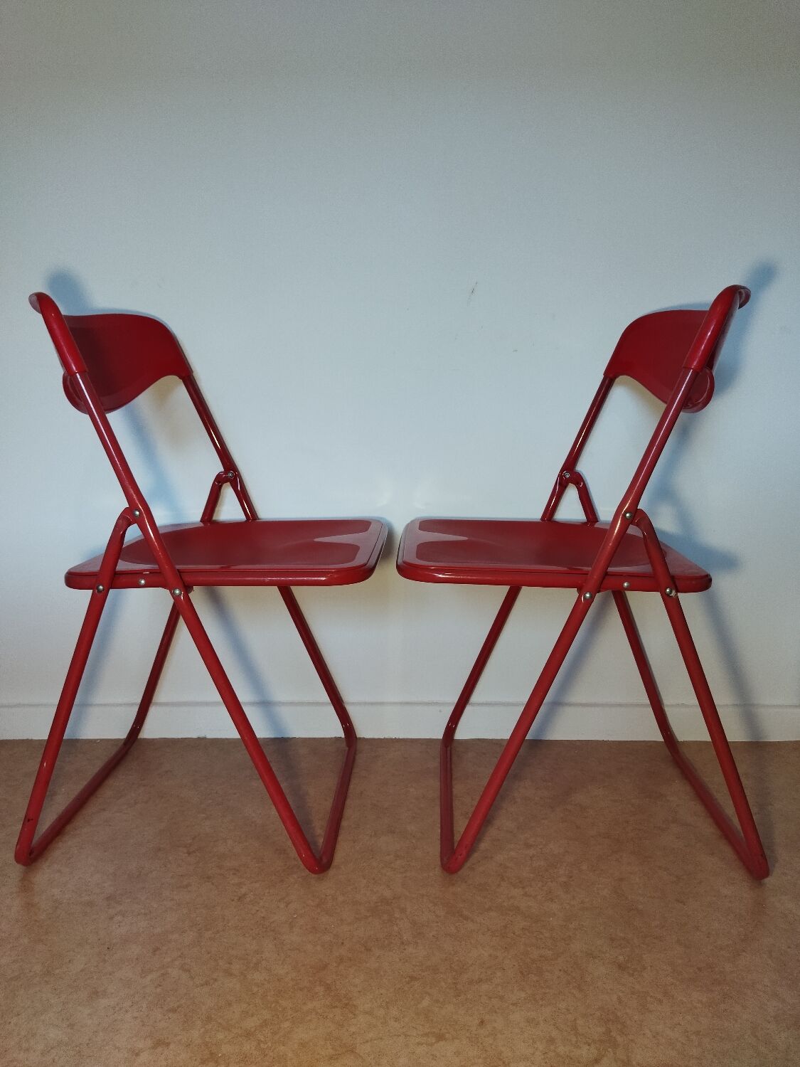 Pair of folding chairs