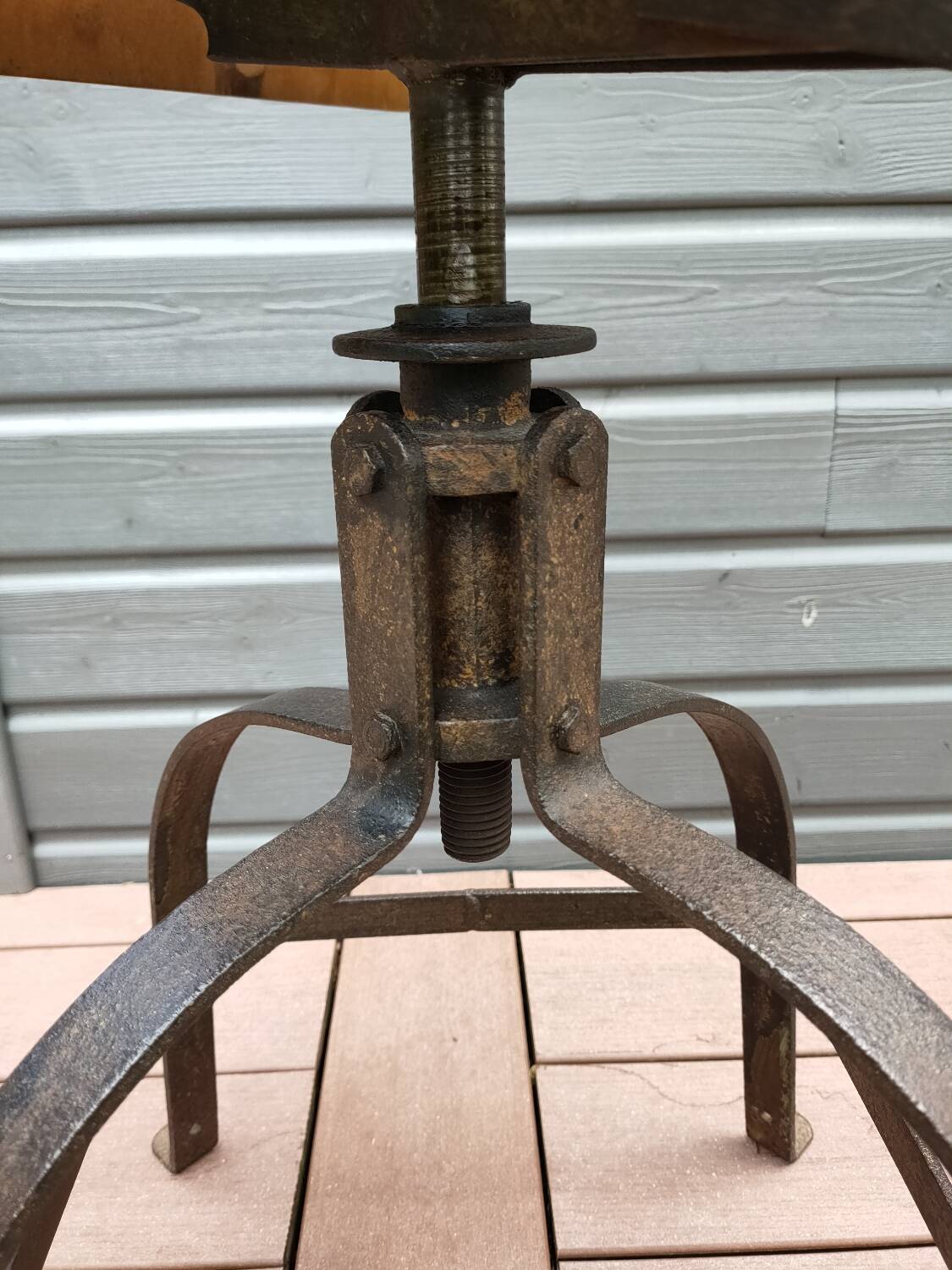 Old Bienaise workshop chair