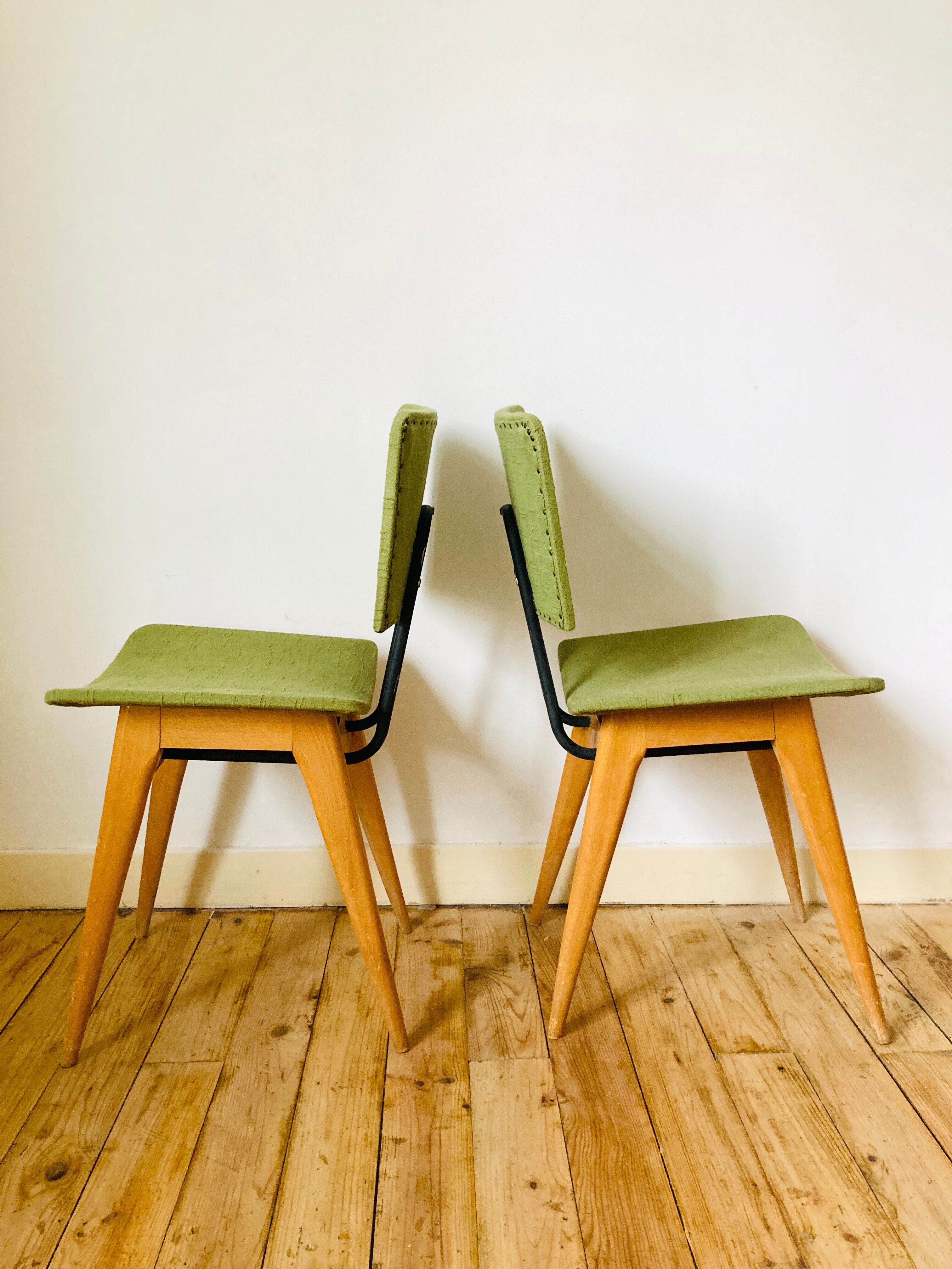 Green scandinavian wooden chairs 60/70