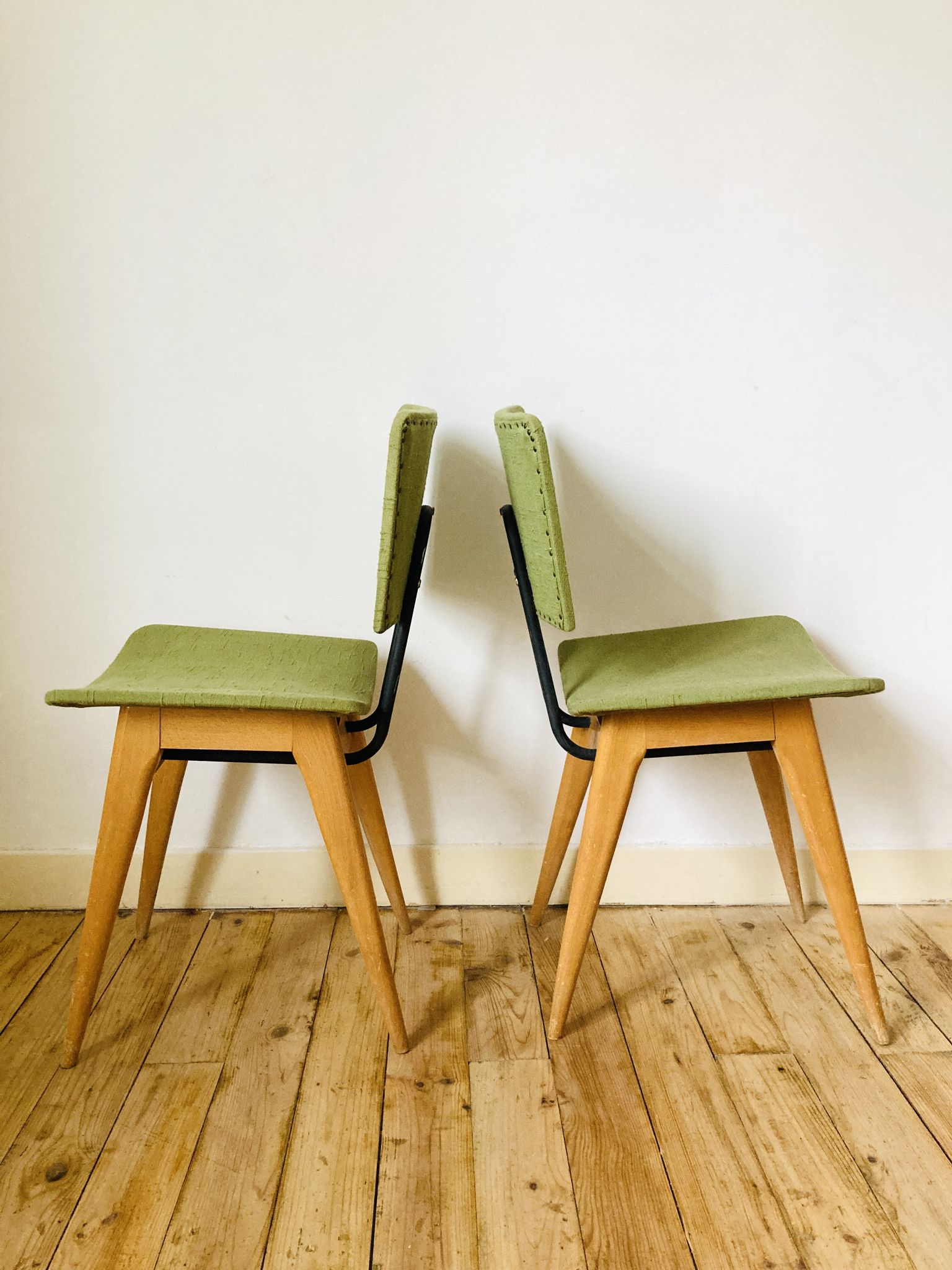 Green scandinavian wooden chairs 60/70