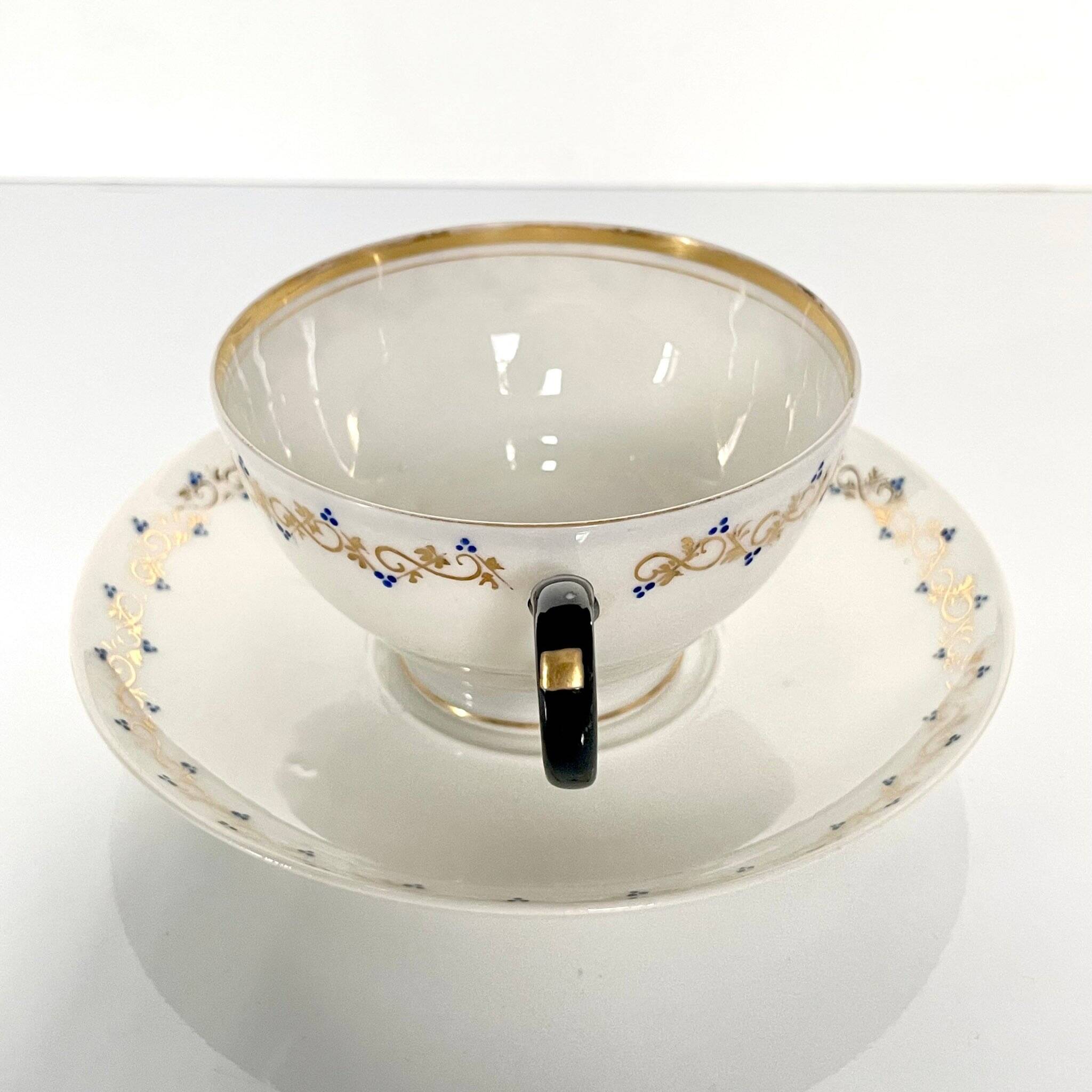 Tasse et sa Sous-Tasse en porcelaine - Vieux Paris - XIXe Siècle