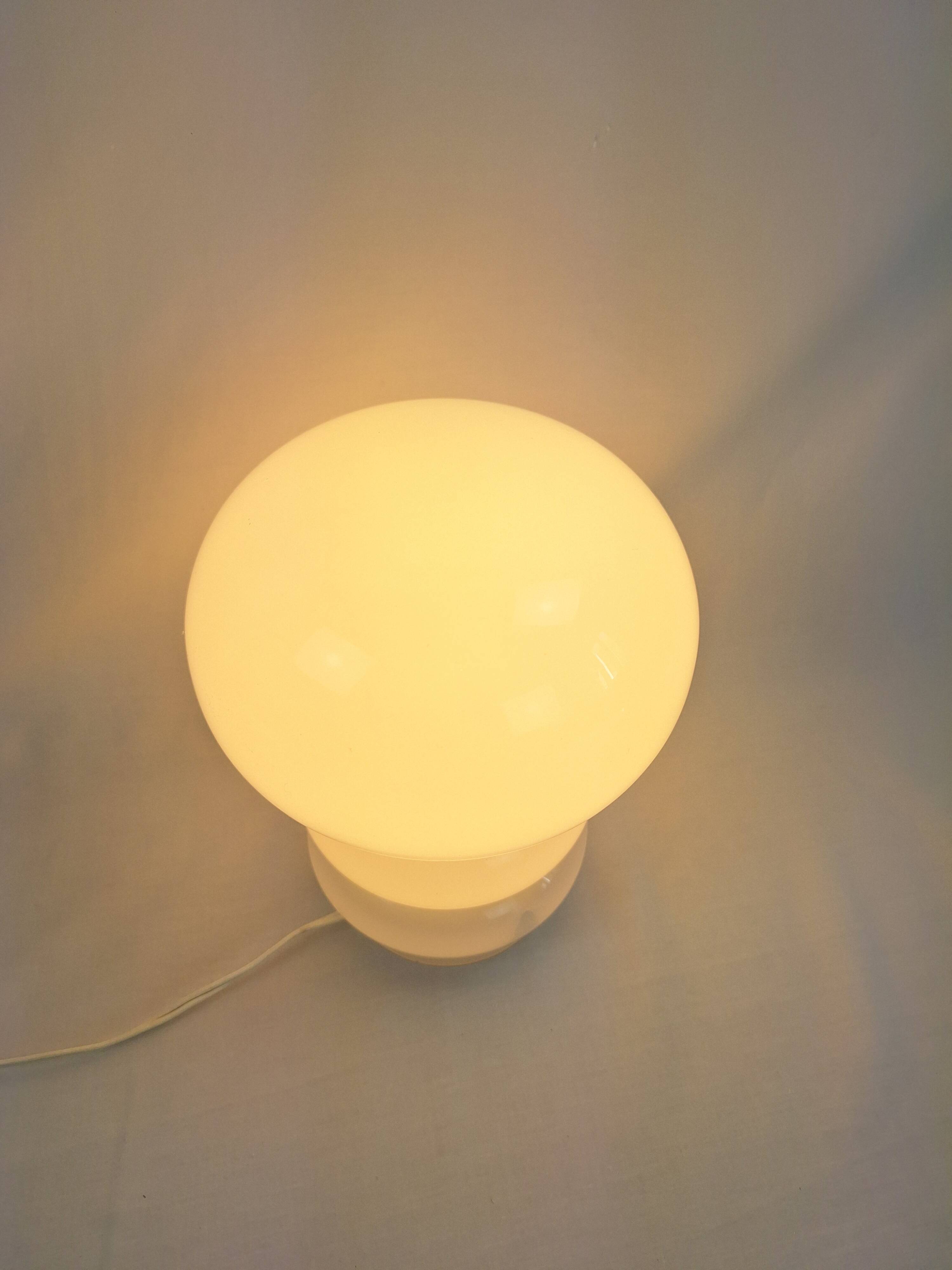 Lampe verre 70s vintage space age art déco