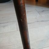Tabouret tripode très ancien