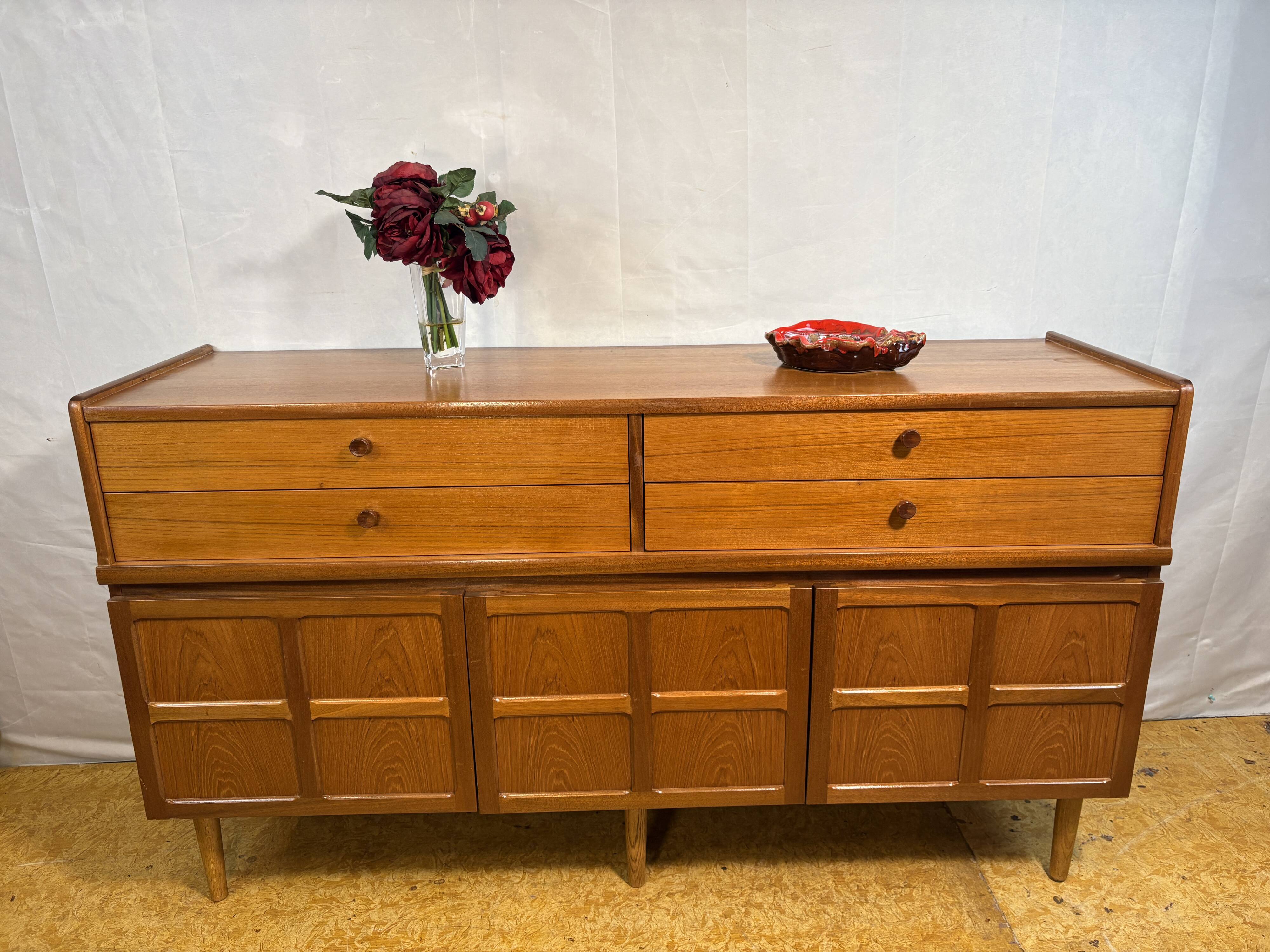 Mid Century Retro Vintage Teak Sideboard by Nathan 1960–1970 English Qualit