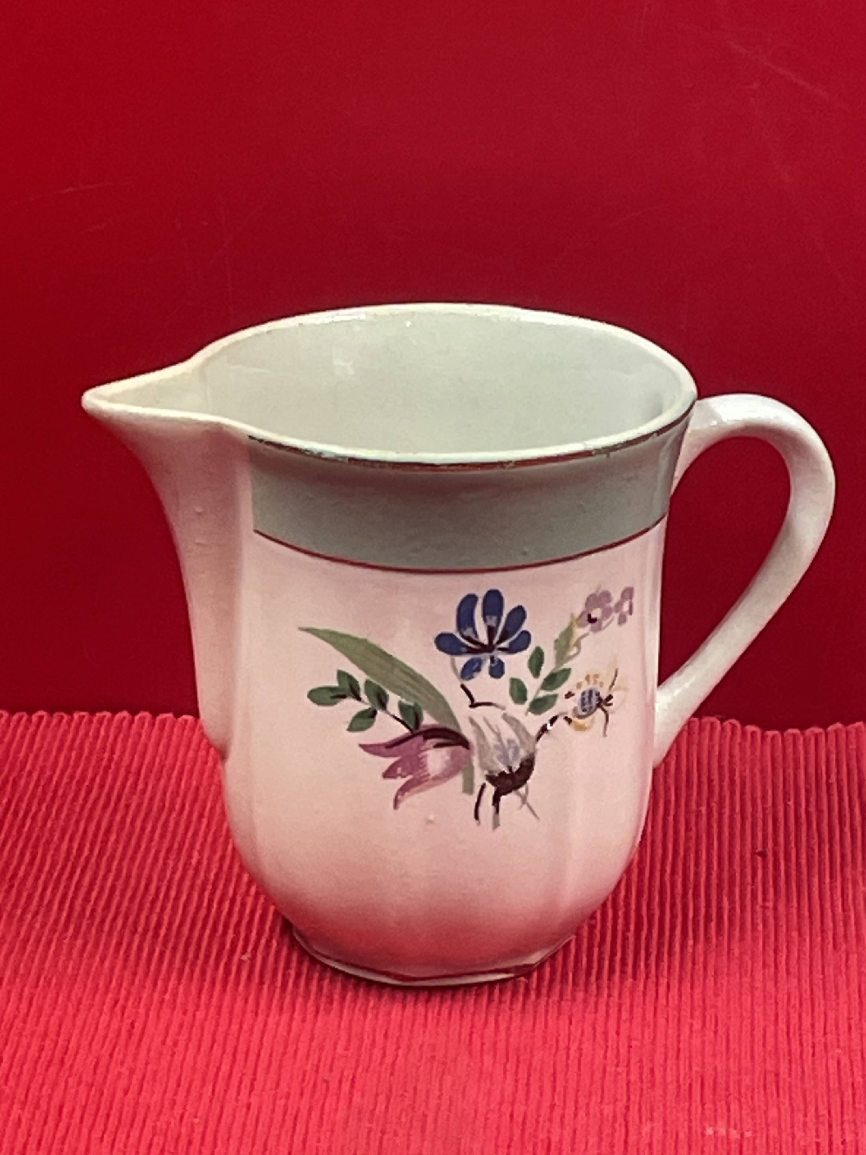 L'Amandinoise, Milk jug H 8 cm