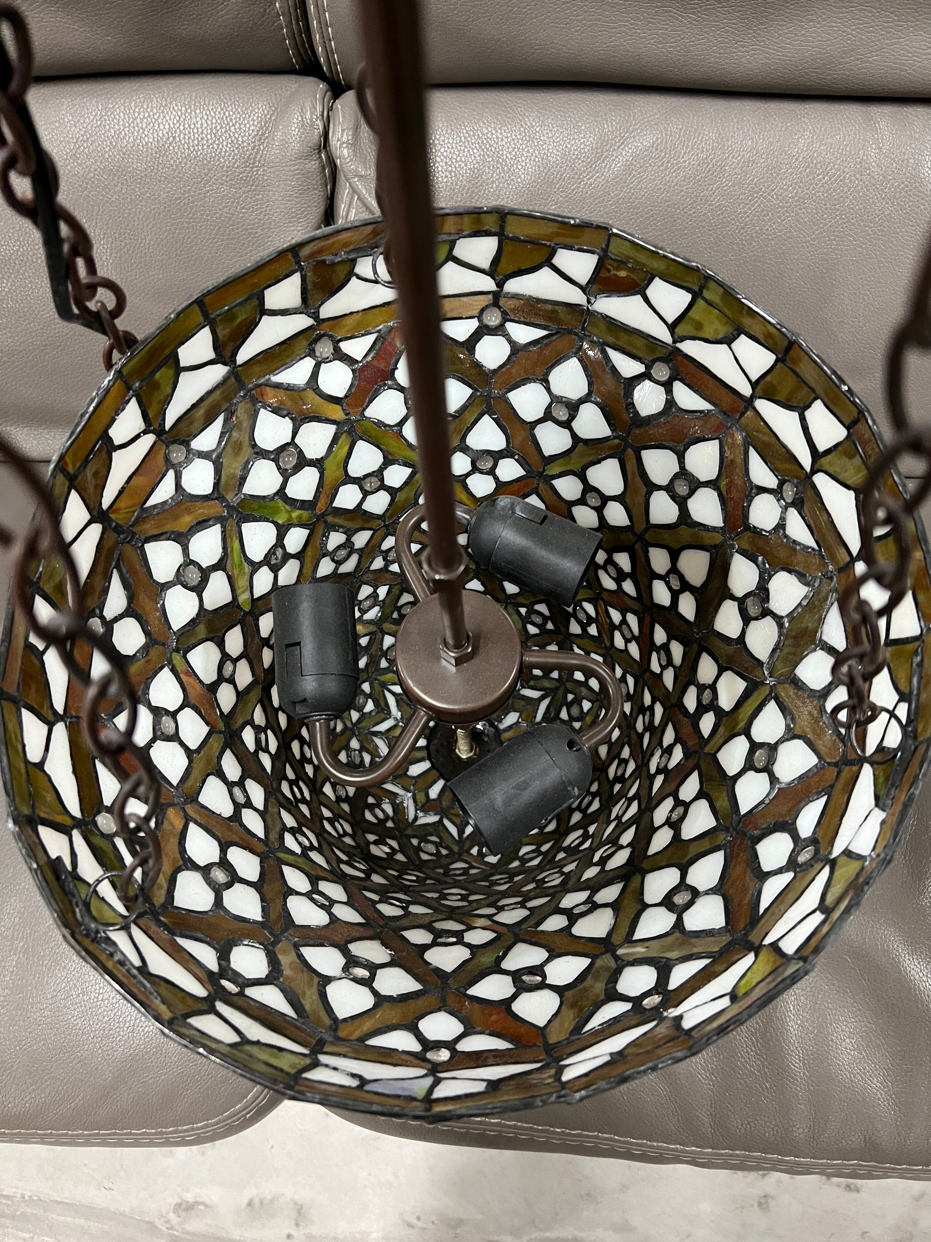 Lustre avec chaîne style tiffany