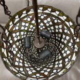 Low ceiling lamp with Tiffany style chain