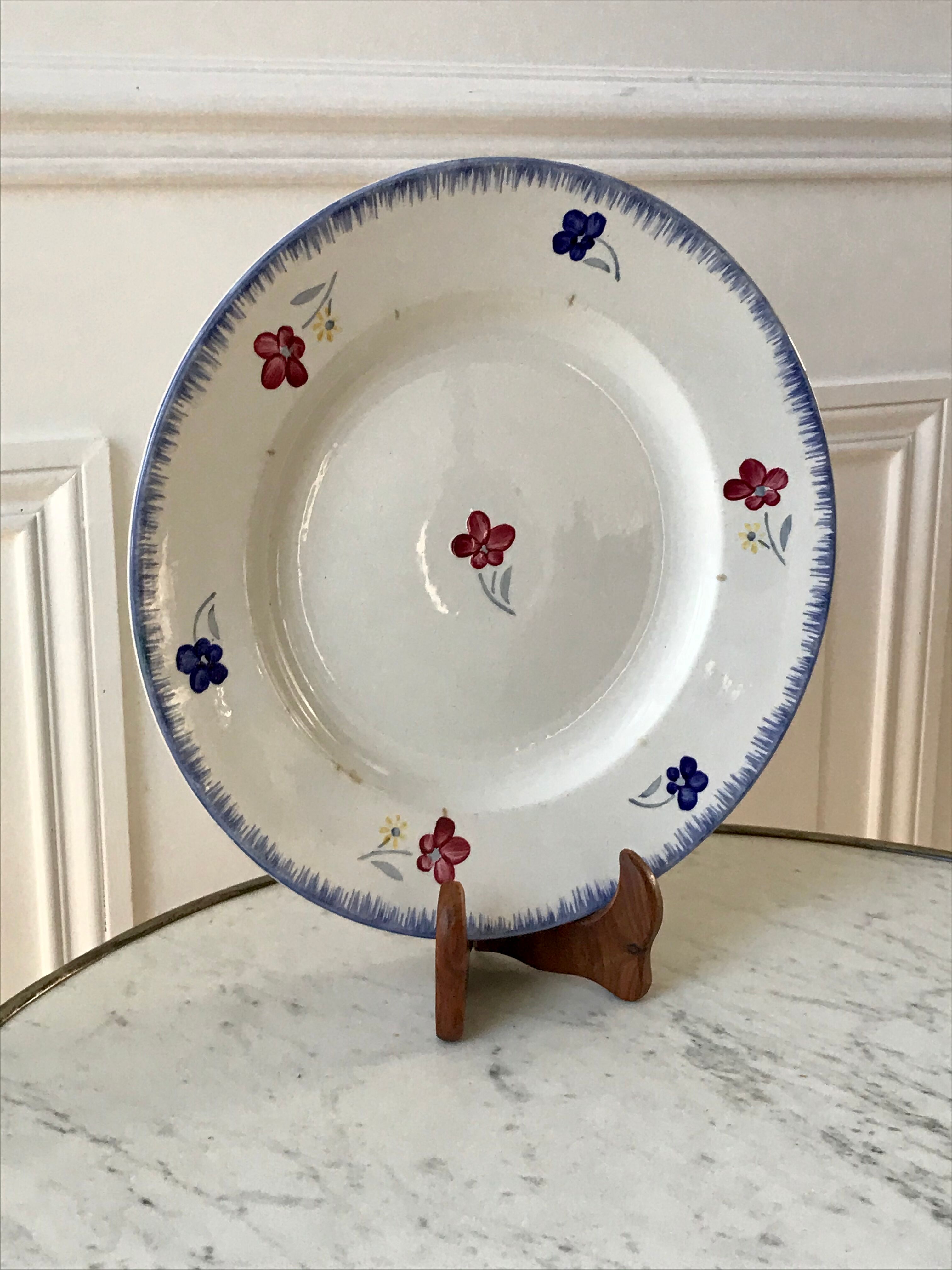 Round dish digoin sarreguemines model "mary lou" 40s