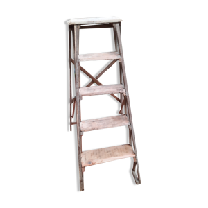 Escabeau ancien