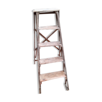 Escabeau ancien