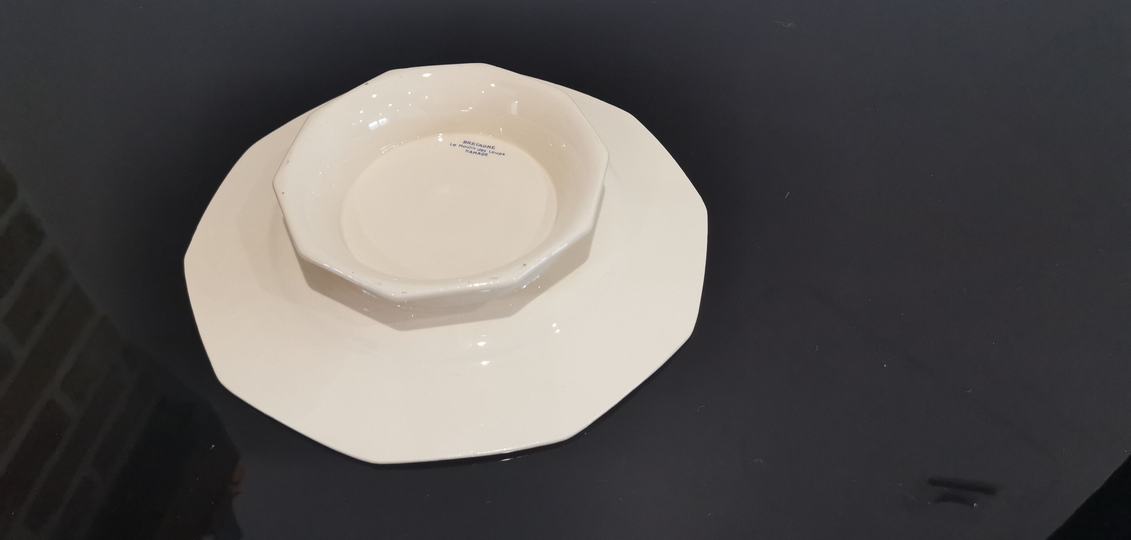 Former Compotier "Le moulin des loups et hamage" model Brittany