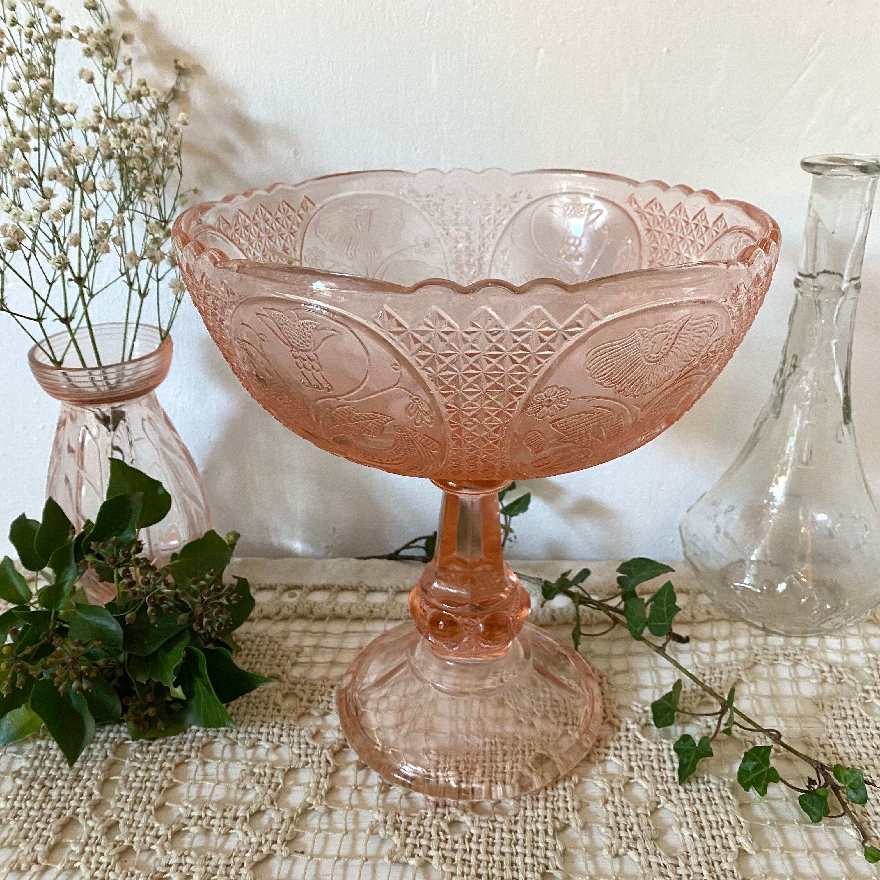 Glass fruit cup