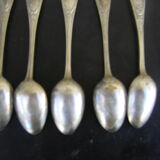 Set of twelve small teaspoons