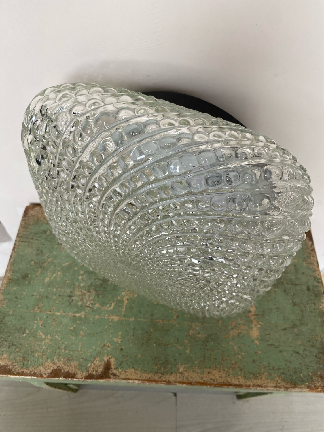 Plafonnier applique en verre dépoli 70's