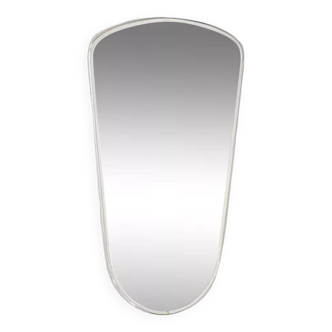 Rear view mirror and free form from the 50s