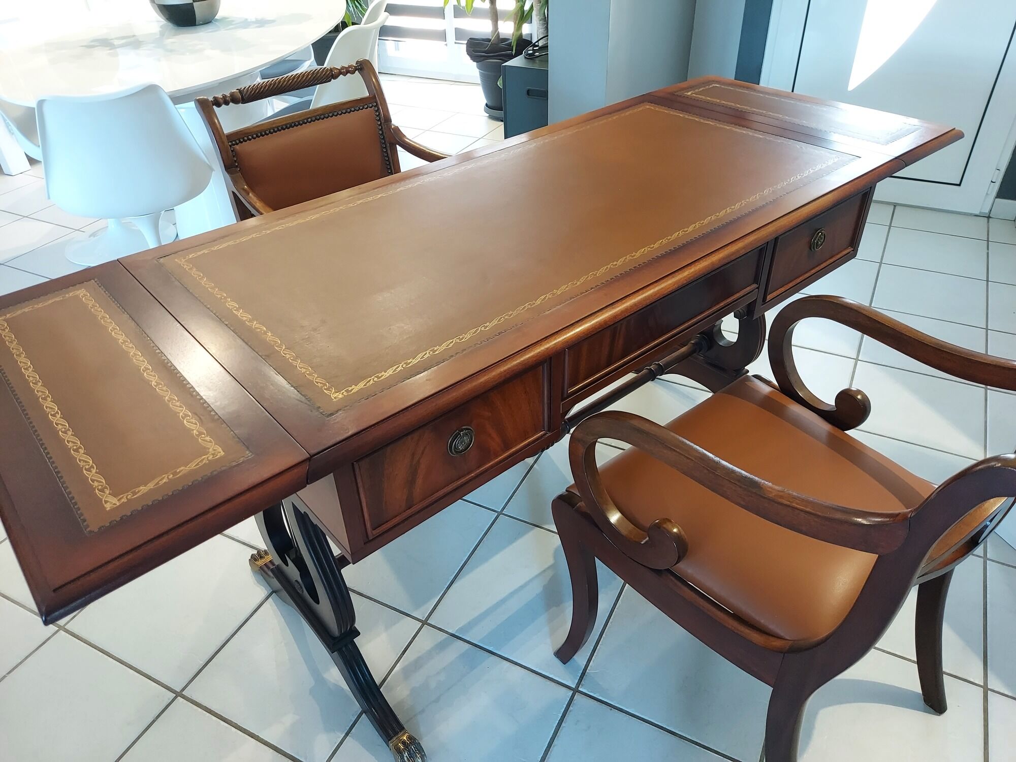 English flap desk and these 2 armchairs early XXeme