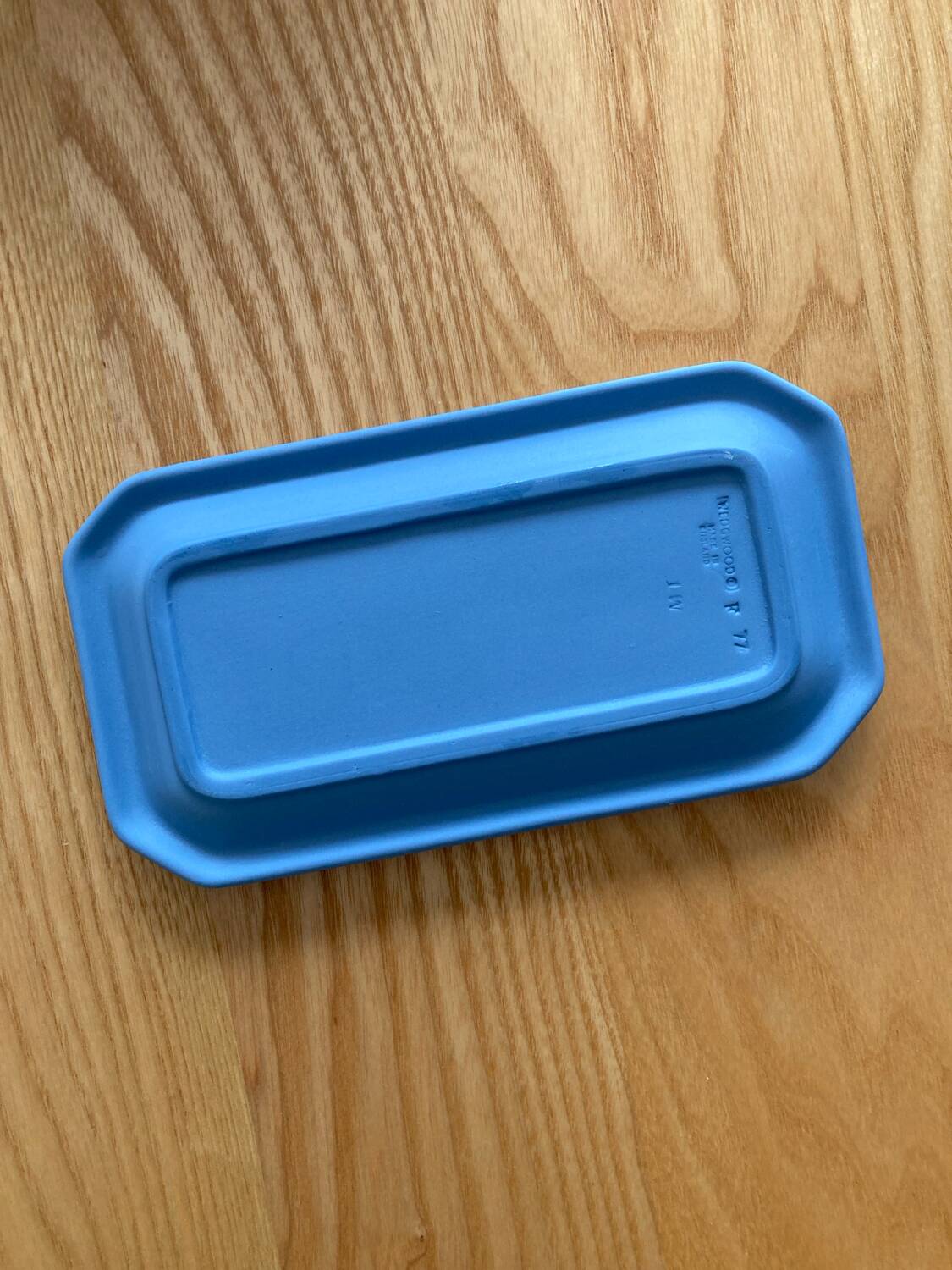 Wedgwood rectangular bowl