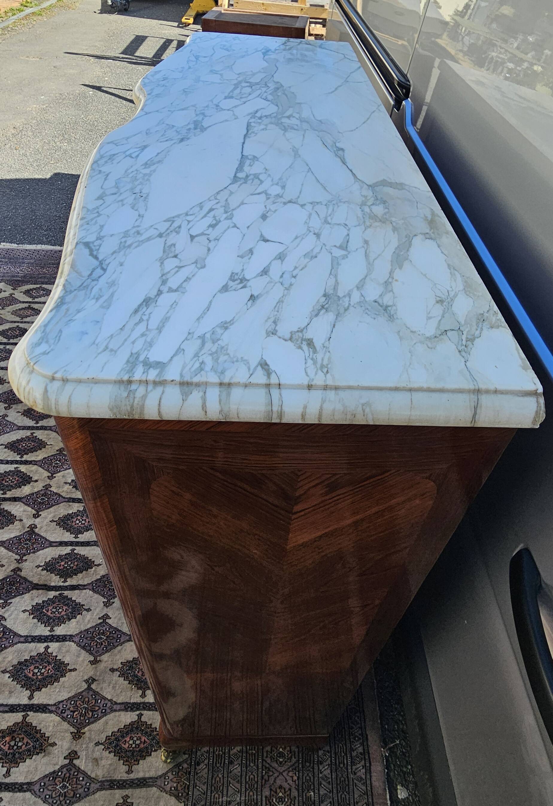 curved buffet in marquetry – Louis XV / Louis XVI Transition style