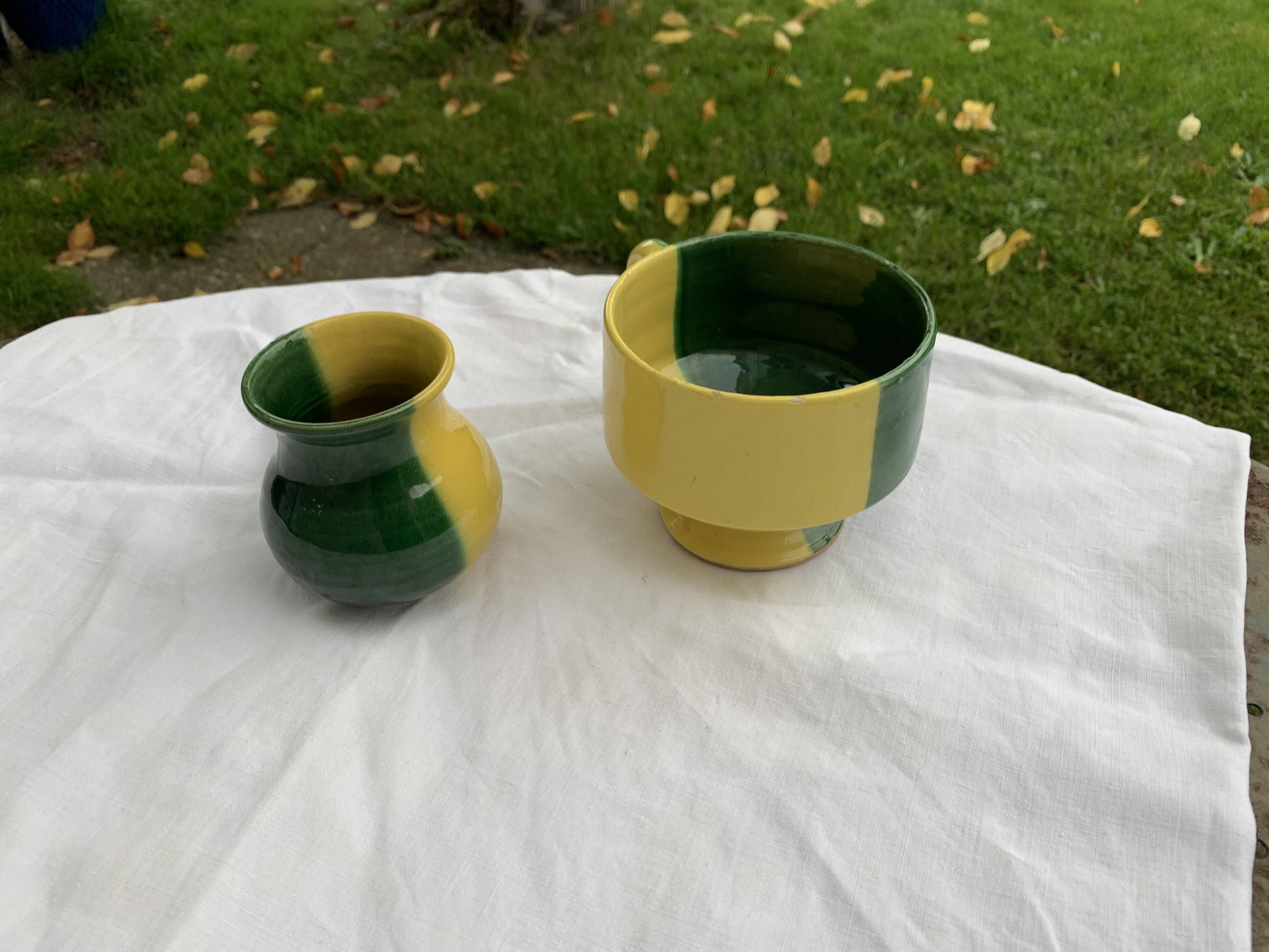 Enameled ceramic bowl and milk jug, two-tone yellow and green, vintage 1950