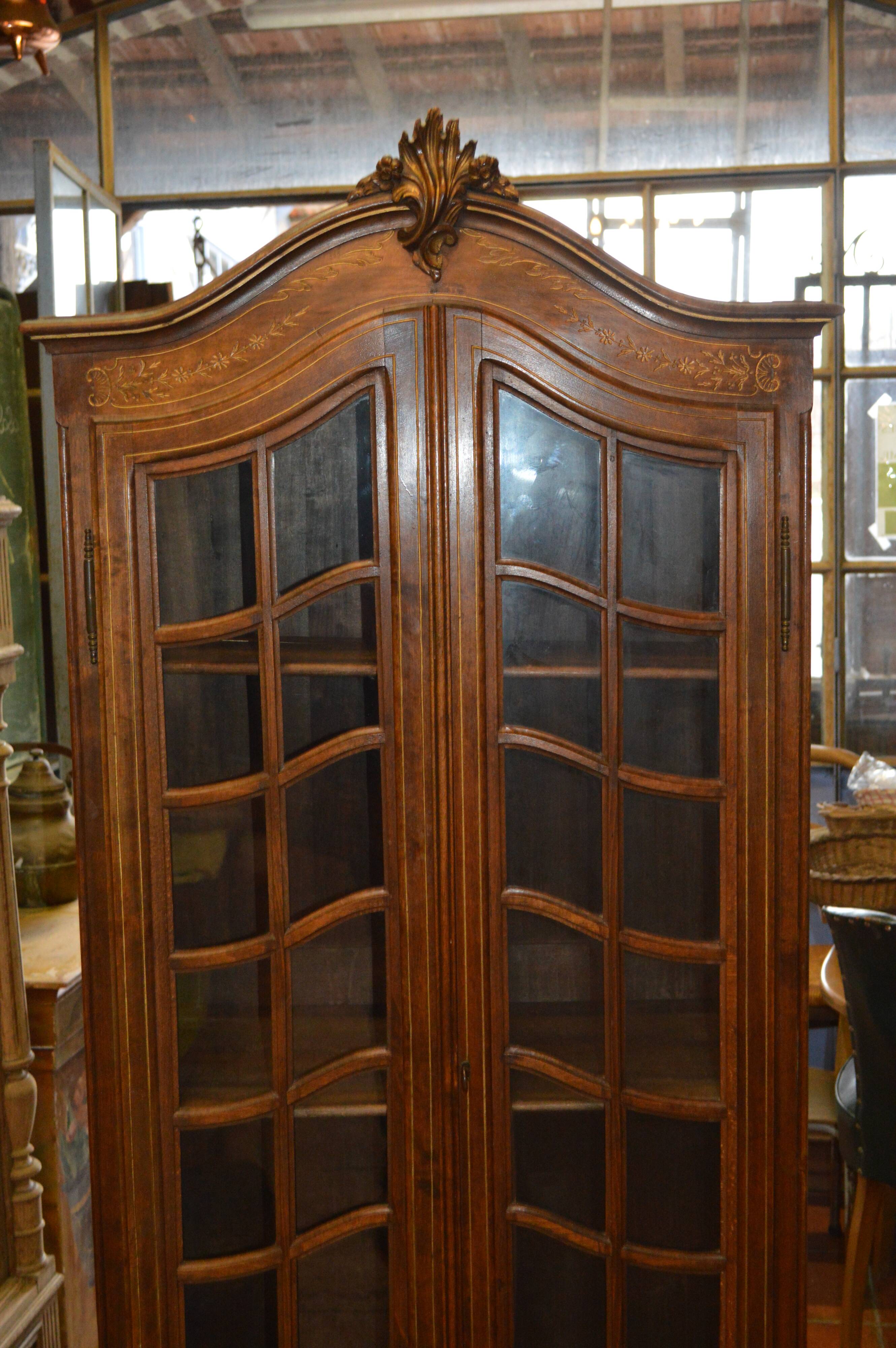 LOUIS XV style display case in beech / small library