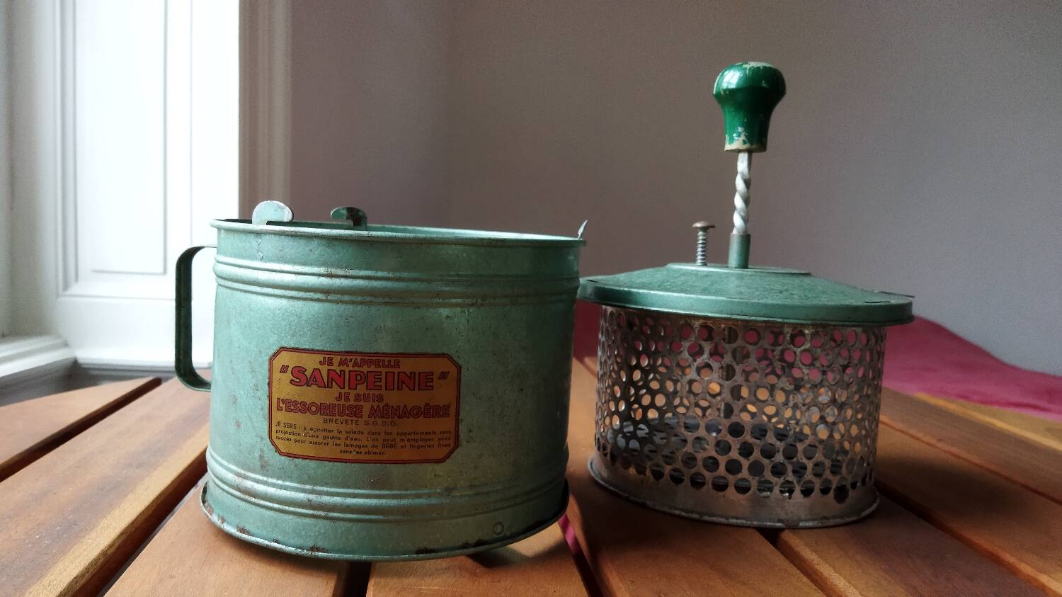 Sanpeine salad spinner