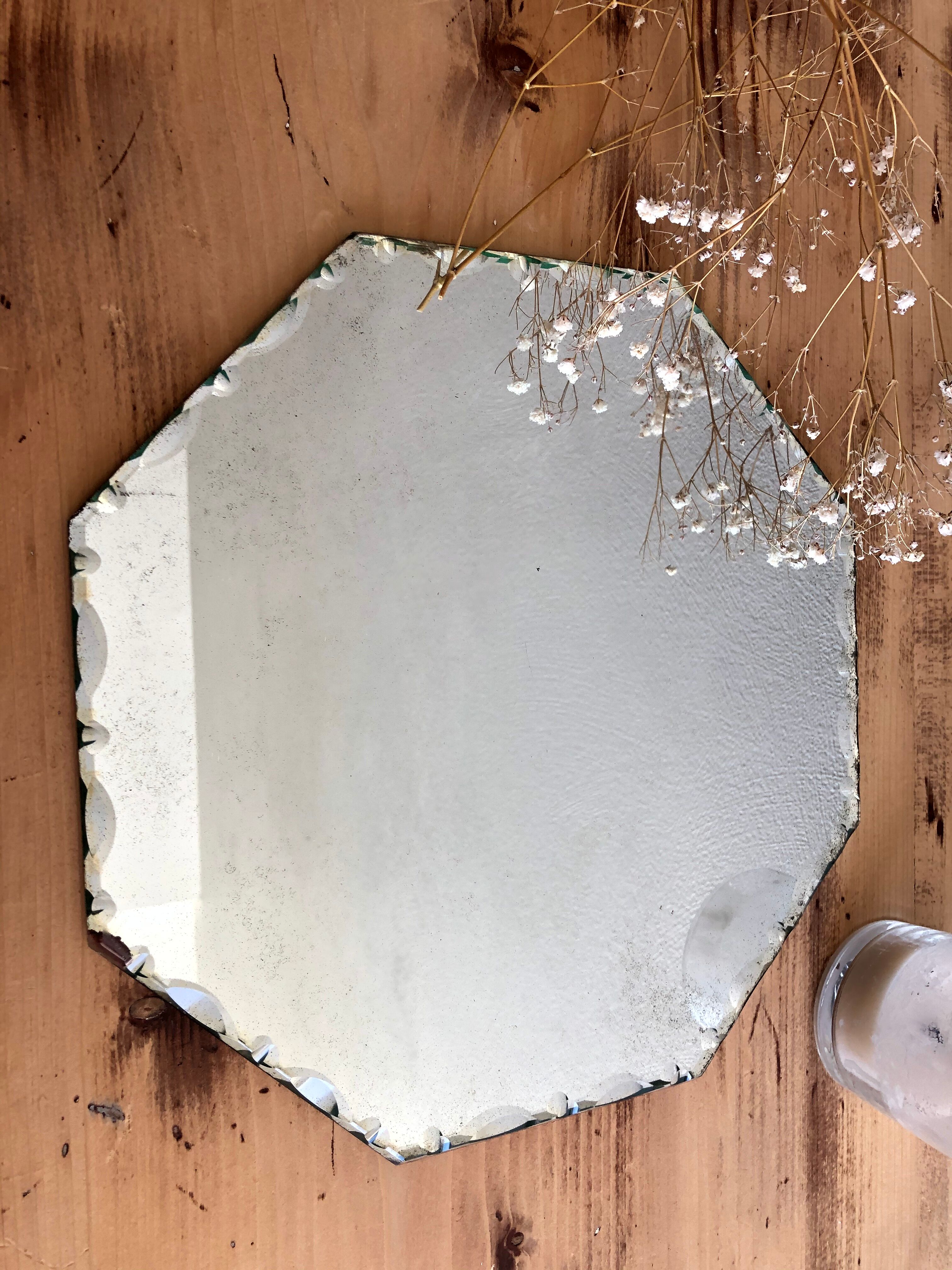 Octagonal bevelled mirror - 27 x 27 cm