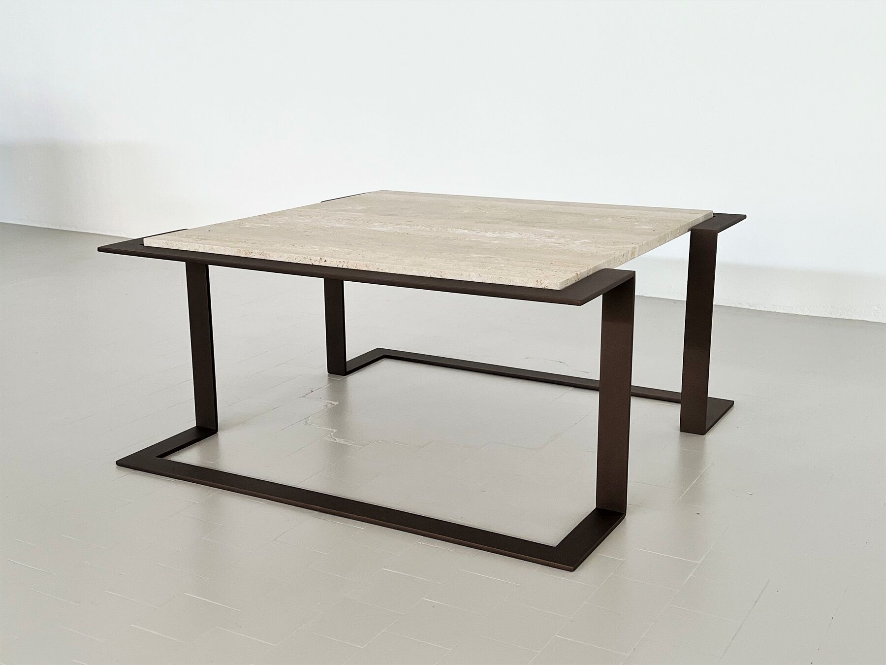 Italian mid-century travertine marble coffee table and metal base, 1970
